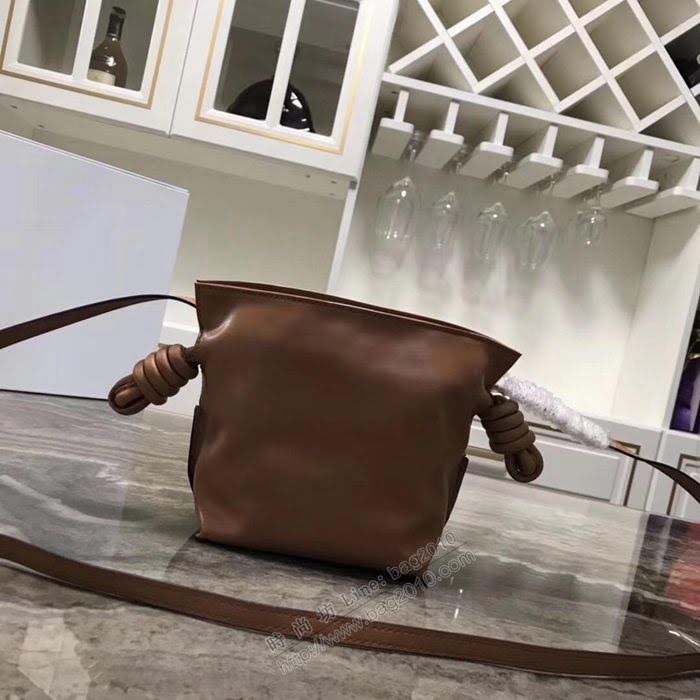 LOEWE女包 綿羊皮 Mini福袋 261843 羅意威女斜挎包  sl2074